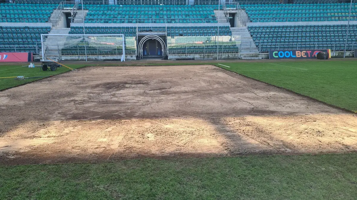 Muru vahetus A. Le Coq Arena väravavahi kastis, foto 4